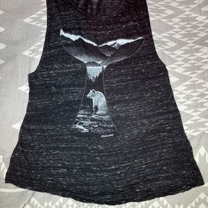 Westcoastee tank top with bear and whale tail